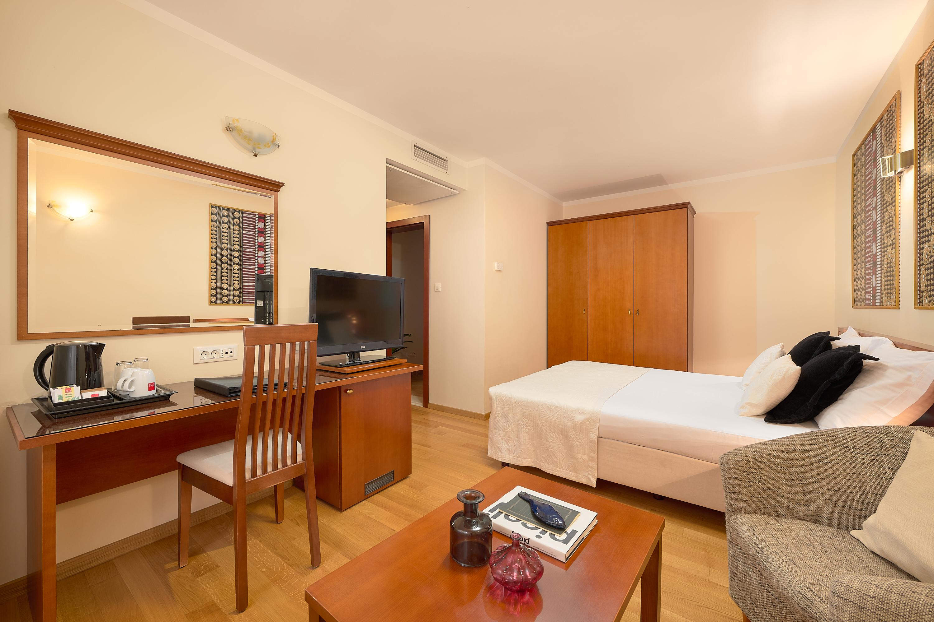 טוצפי Hotel Villa Andrea מראה חיצוני תמונה